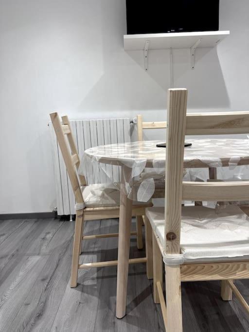 Appartement T4 En Hyper-Centre Bourgoin-Jallieu 외부 사진